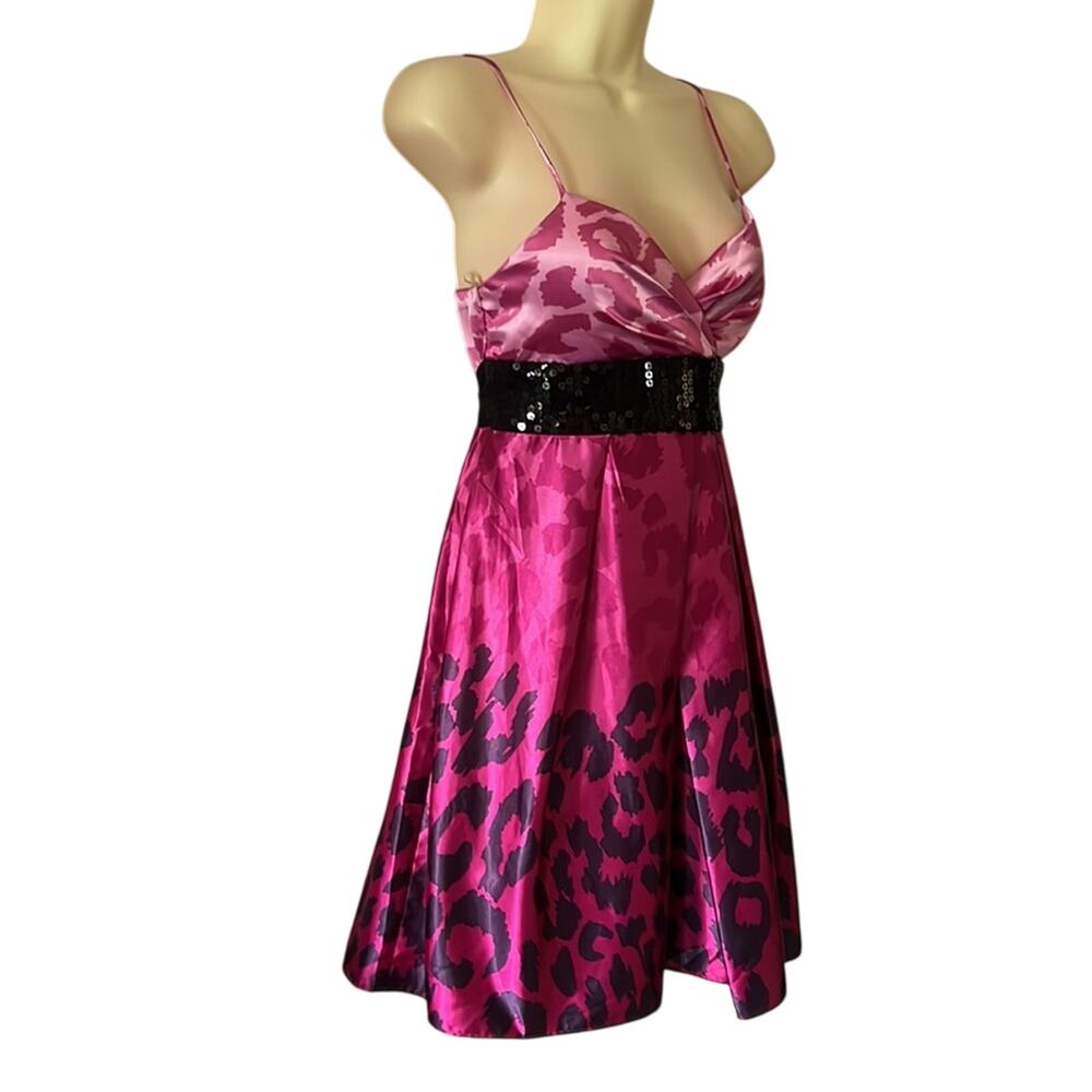 City Triangles Juniors Size 3 Pink Satin Animal Print Special Occasion Dress - Picture 2 of 12